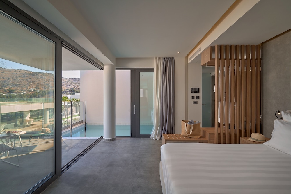Promo Junior Suite, Private Pool, Inland View