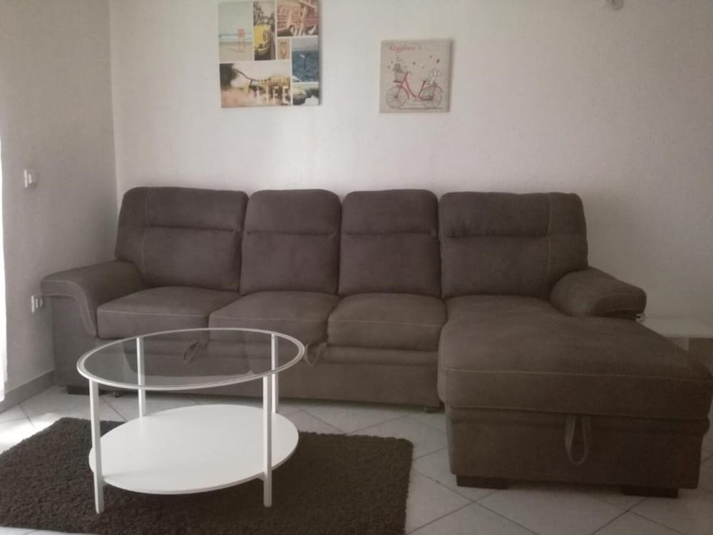 Apartment (Xena - comfort and spacious - A4 Oran)