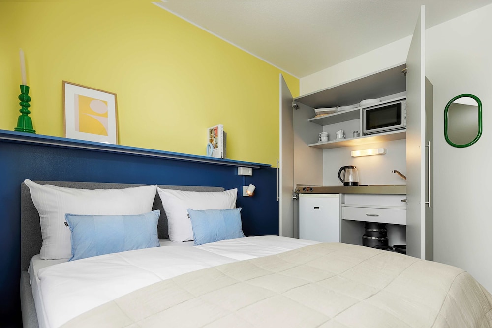 Classic Double Room, Non Smoking photo 3