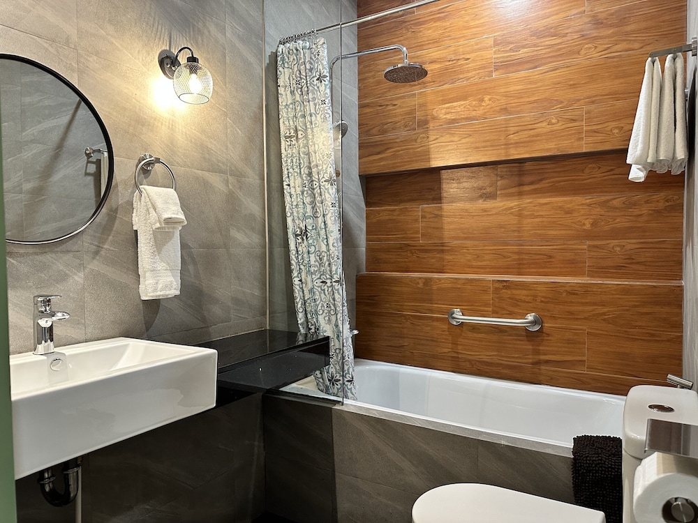 Superior Triple Room - Photo 8