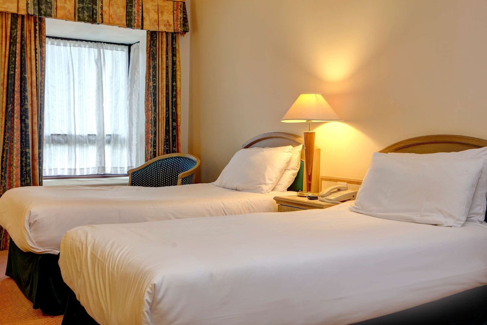 Standard Room, 2 Twin Beds, Non Smoking - Photo 2