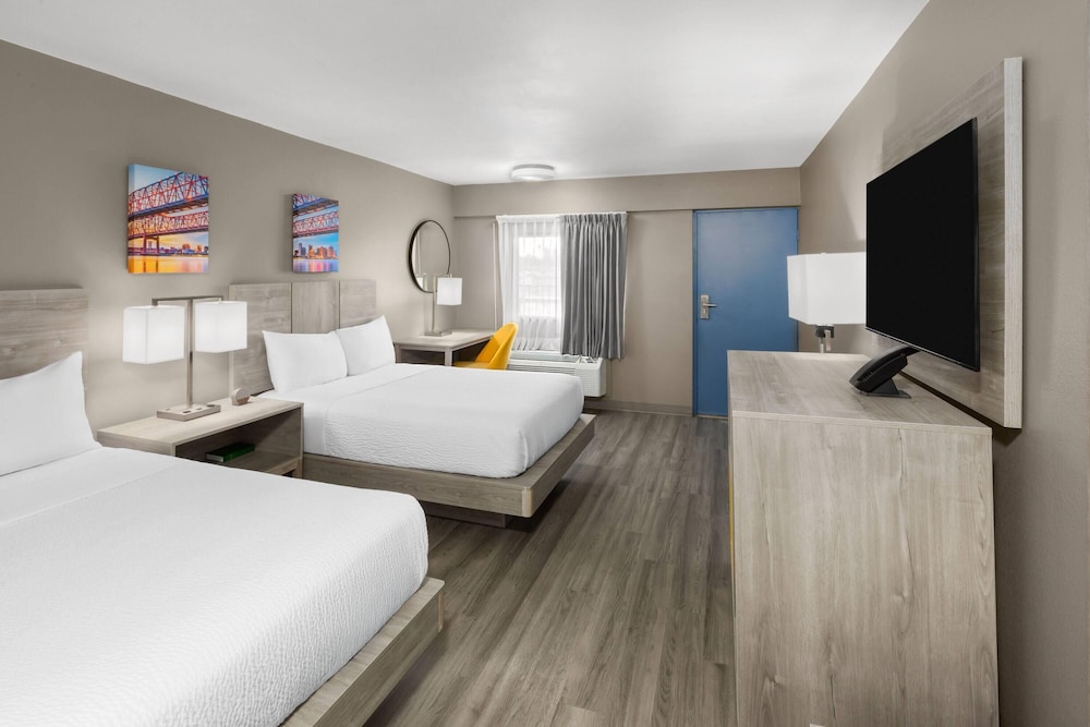 Room, 2 Double Beds, Non Smoking - Photo 3