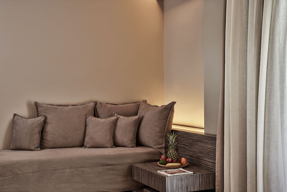 Garden View Suite