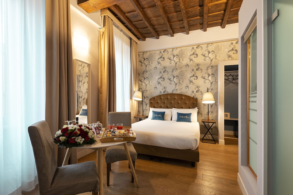 Deluxe Room, City View photo 1