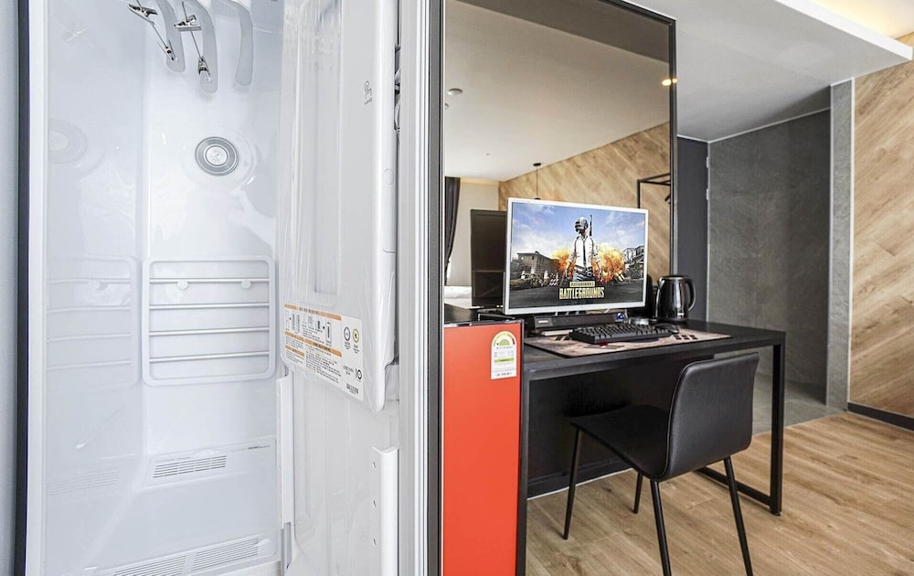 Deluxe Twin Room - Photo 16