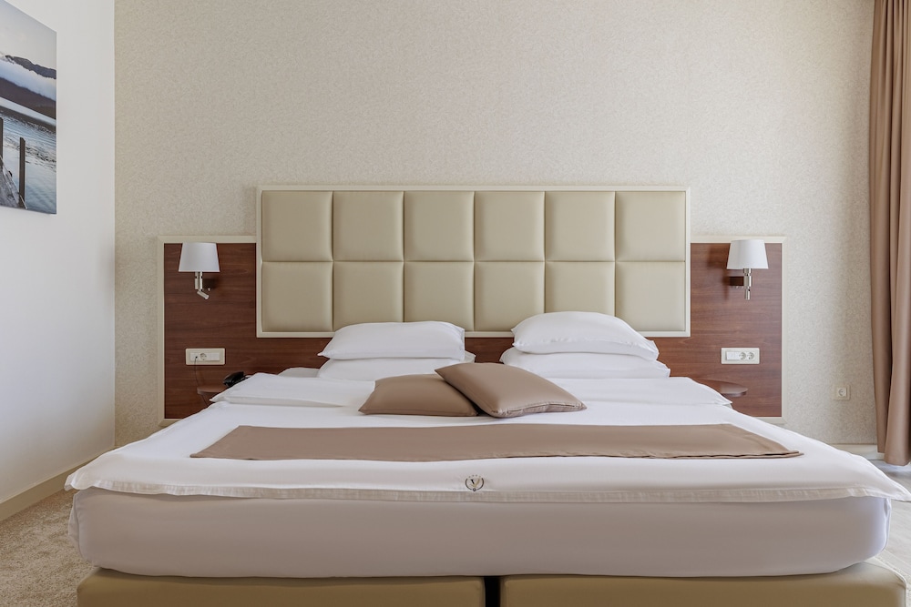 Standard Double or Twin Room, 1 Bedroom, Balcony photo 1