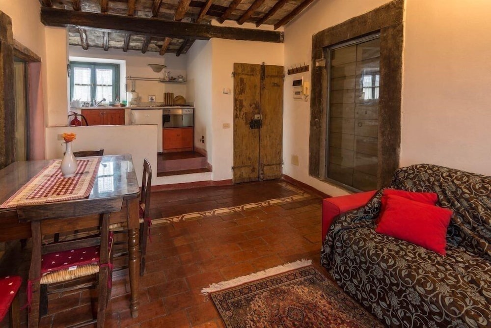 Standard Apartment, 1 Bedroom, Hill View photo 3