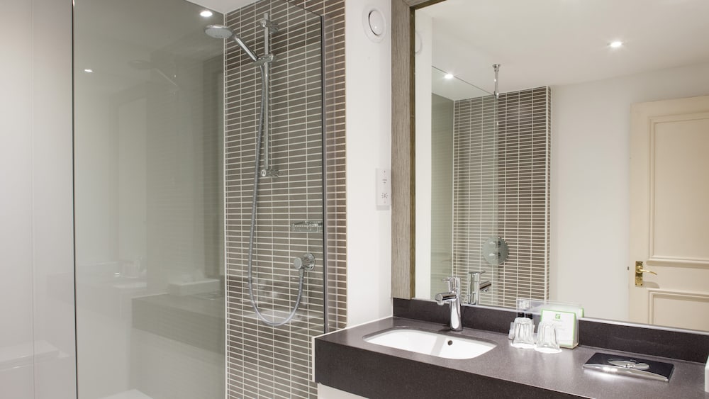 Standard Room, 2 Twin Beds, Accessible - Photo 1