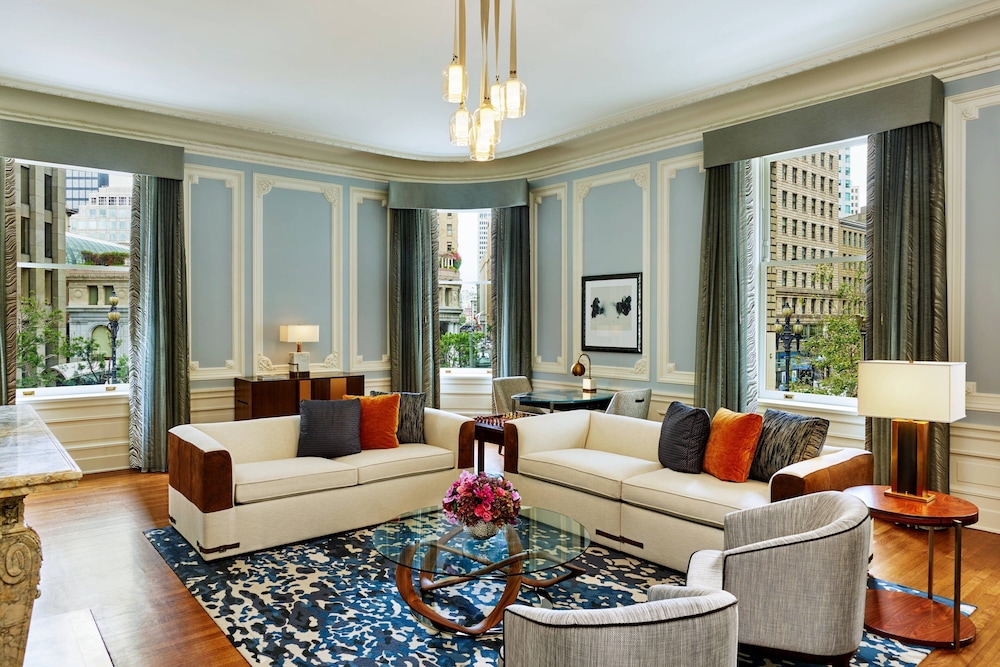 Suite, 1 Bedroom - Photo 12