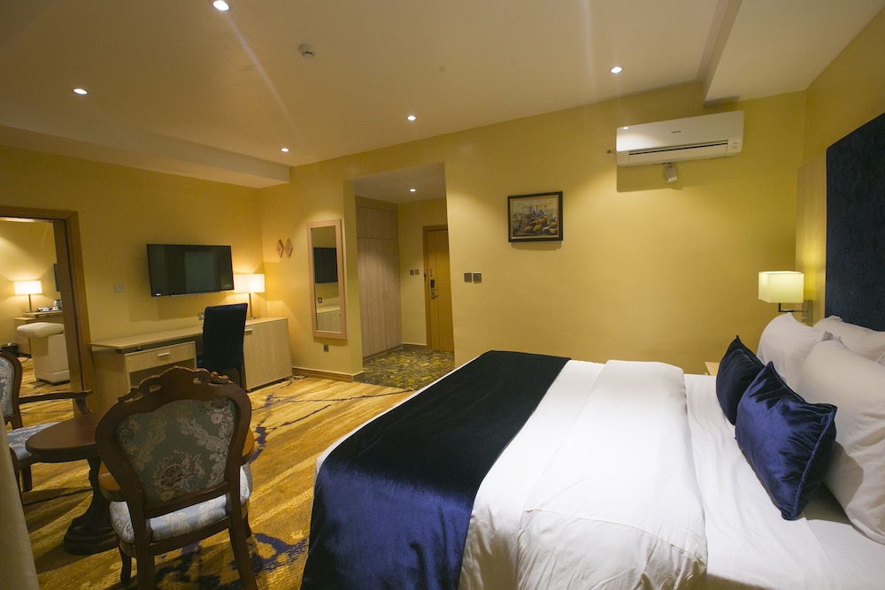 Executive Room, 1 King Bed photo 1