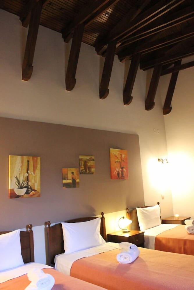 Room (Friends) photo 3
