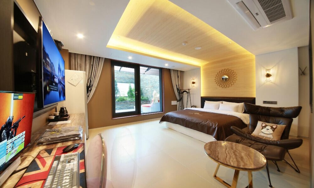 Deluxe Double Room, Terrace - Photo 2