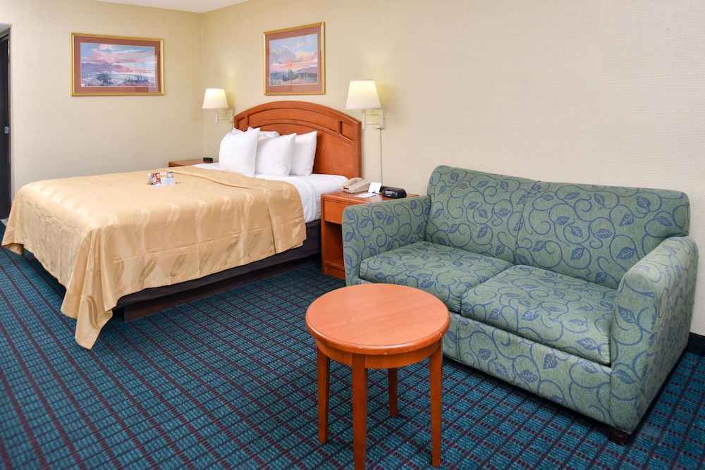 Room, 1 Queen Bed, Accessible, Non Smoking photo 3