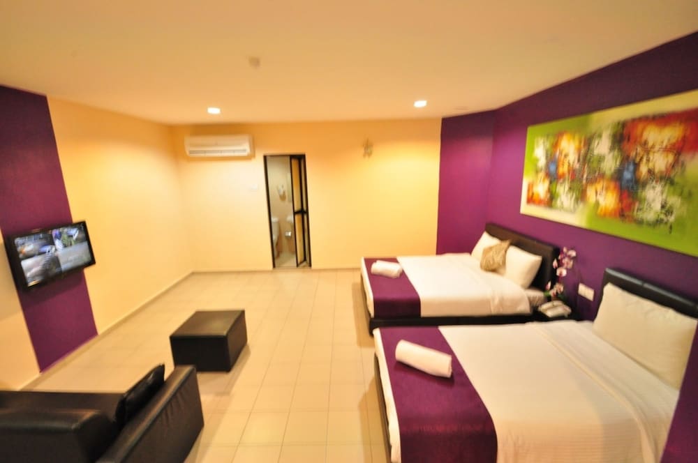 Standard Quadruple Room