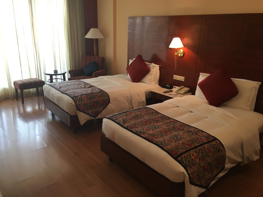 The Lalit Executive Club King Room - Photo 4