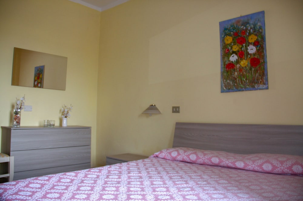 Junior Double Room (5)