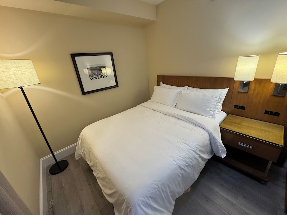 Superior Room, 1 Queen Bed