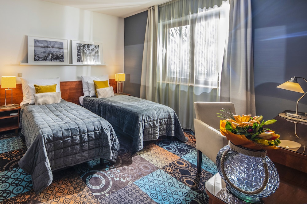 Standard Room, 2 Twin Beds (Potagyazhato) photo 3