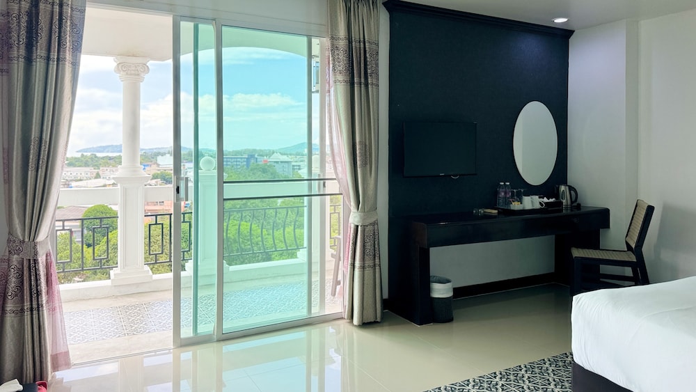 Premier Double Room - Photo 7