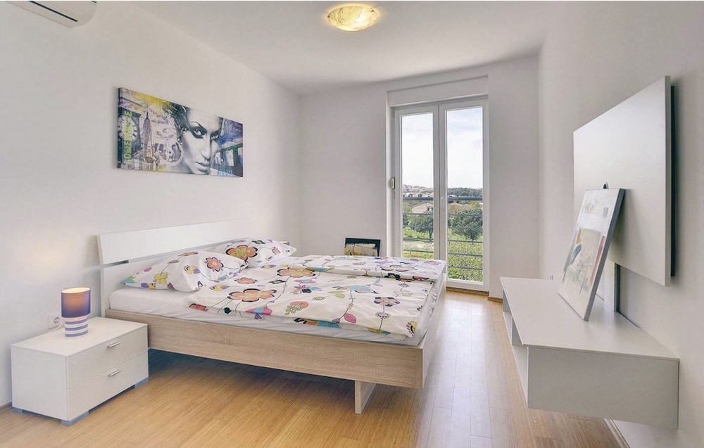 Apartment, 2 Bedrooms, Balcony (A)