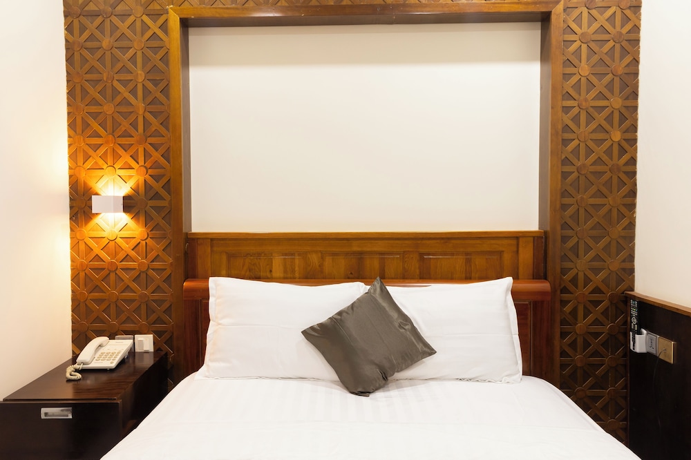 Superior Double Room, City View