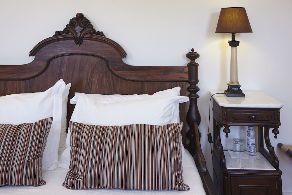Standard Double Room - Photo 8