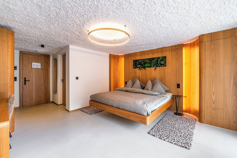 Exclusive Room