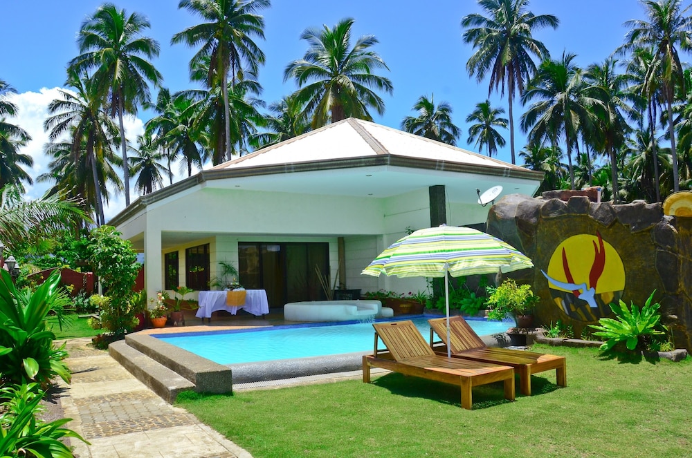 Amihan Pool Villa, Executive Suite photo 2