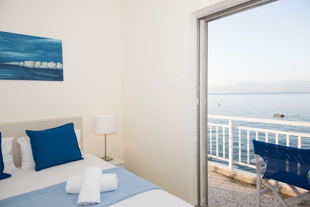 Apartment, 2 Bedrooms, Sea View photo 2