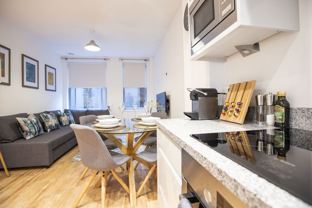 Apartment photo 1