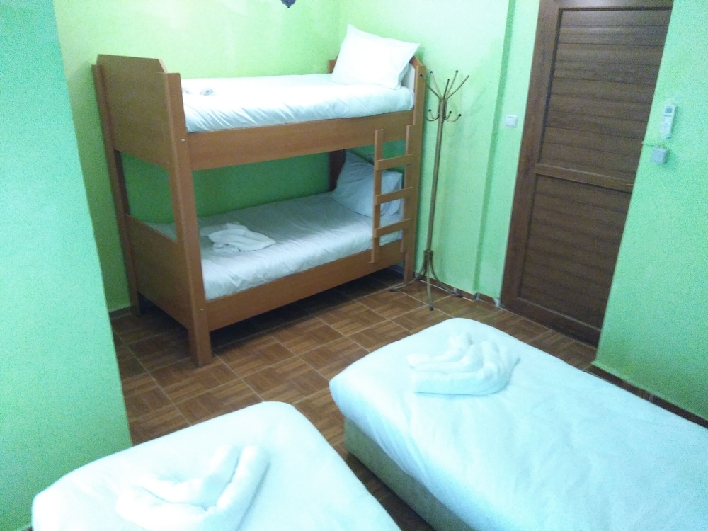 Basic Quadruple Room photo 1