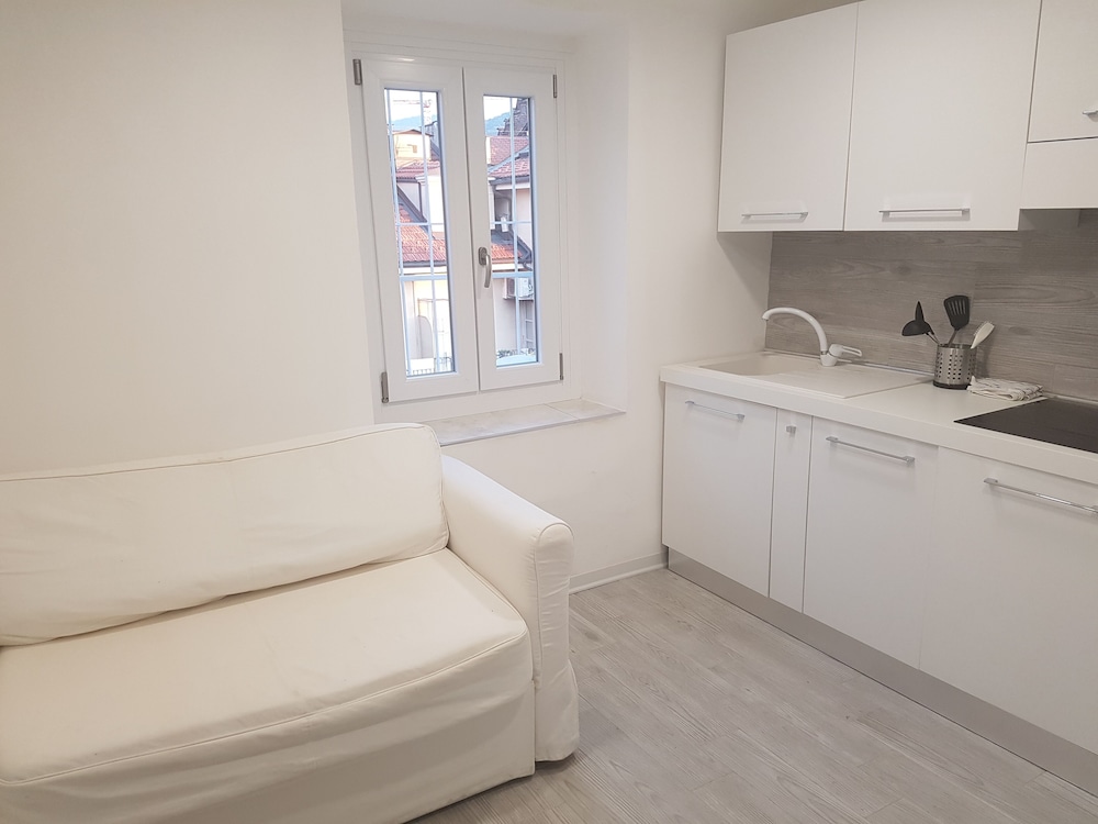 Apartment, 1 Bedroom - Photo 2