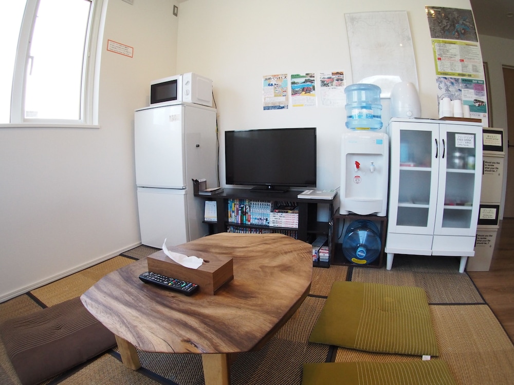 Family Room photo 3