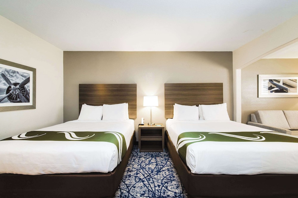Suite, 2 Queen Beds, Non Smoking - Photo 6