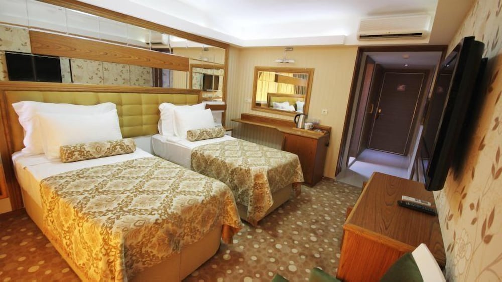 Standard Room photo 3
