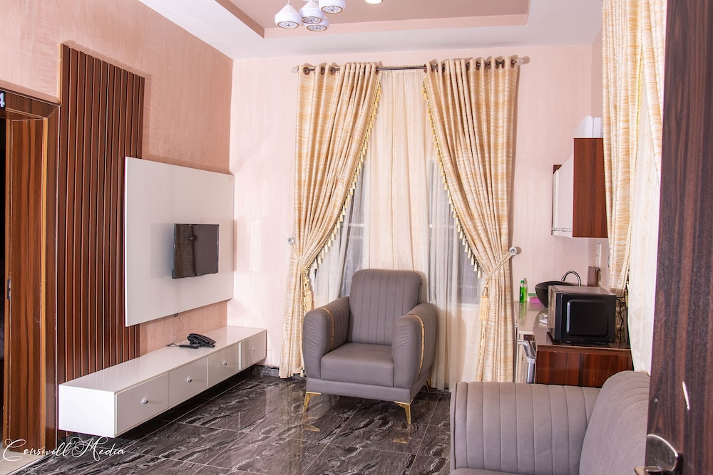 Standard Suite photo 1