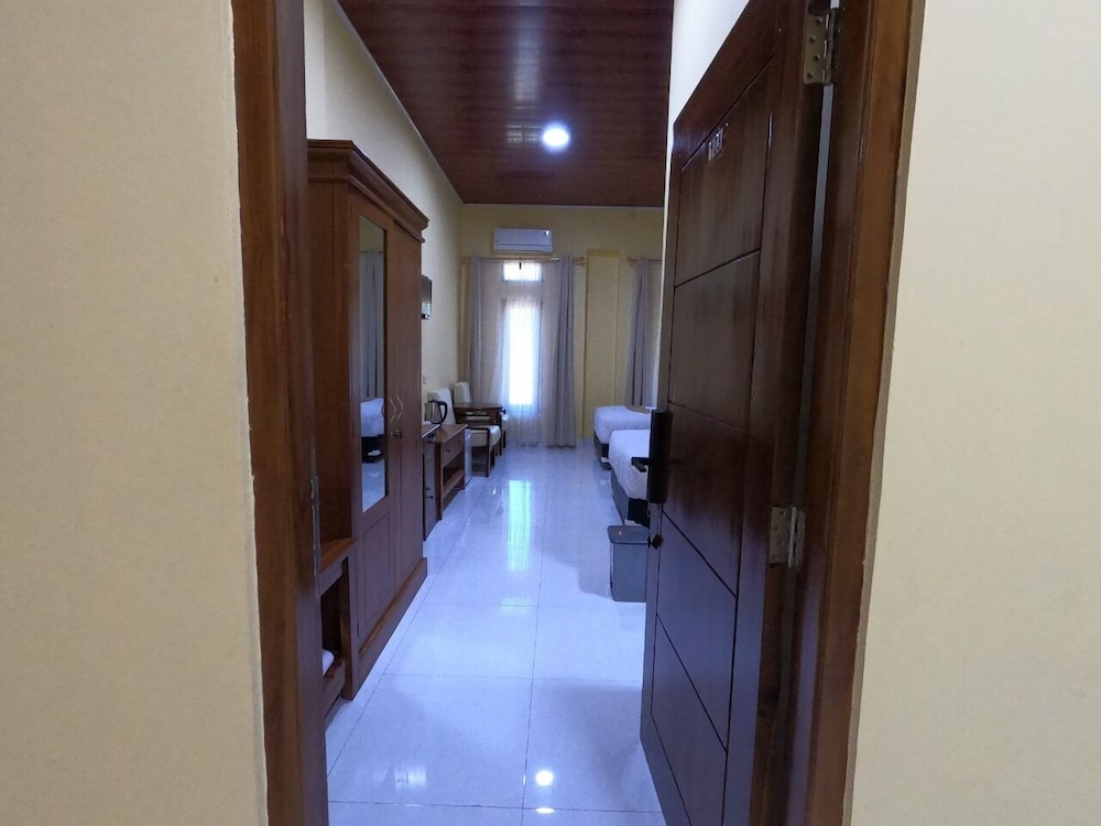 Deluxe Twin Room photo 3