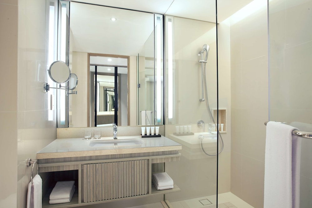 Deluxe Room - Photo 4
