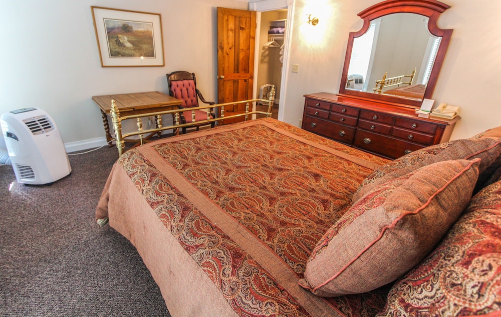 Room, 1 Bedroom photo 1