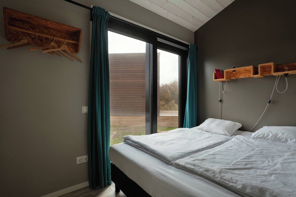 Ecocabin32