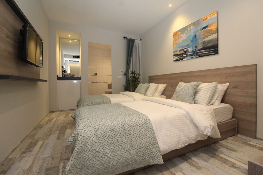 Economy Double or Twin Room, No Windows