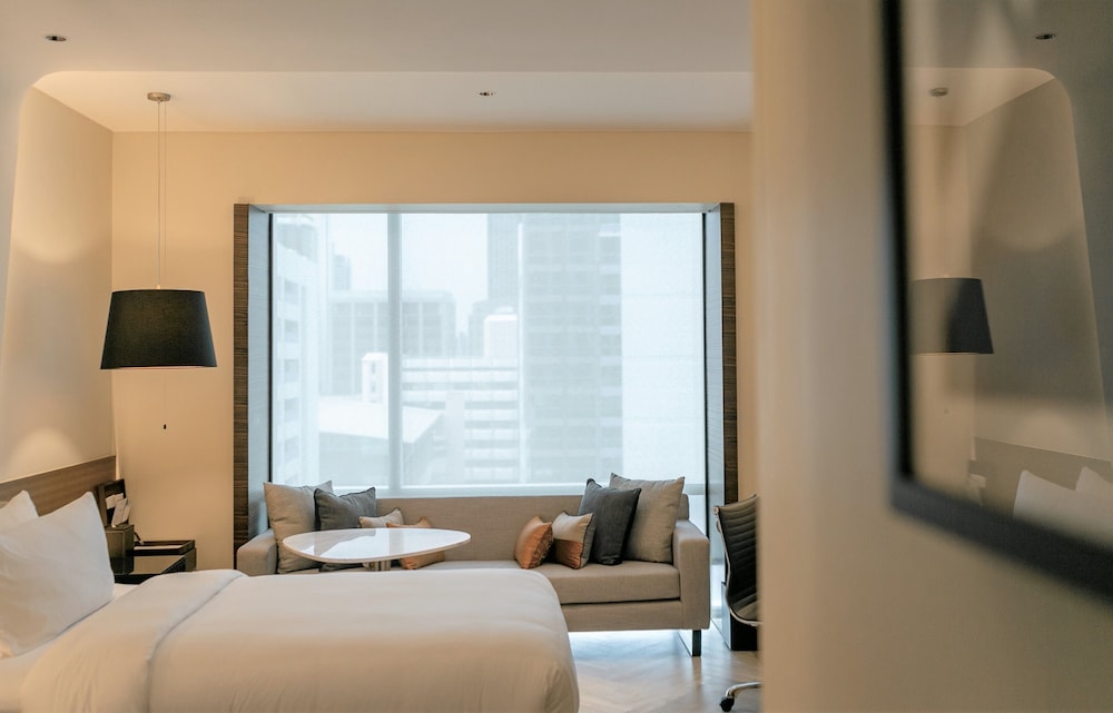Deluxe Room, 2 Twin Beds, City View