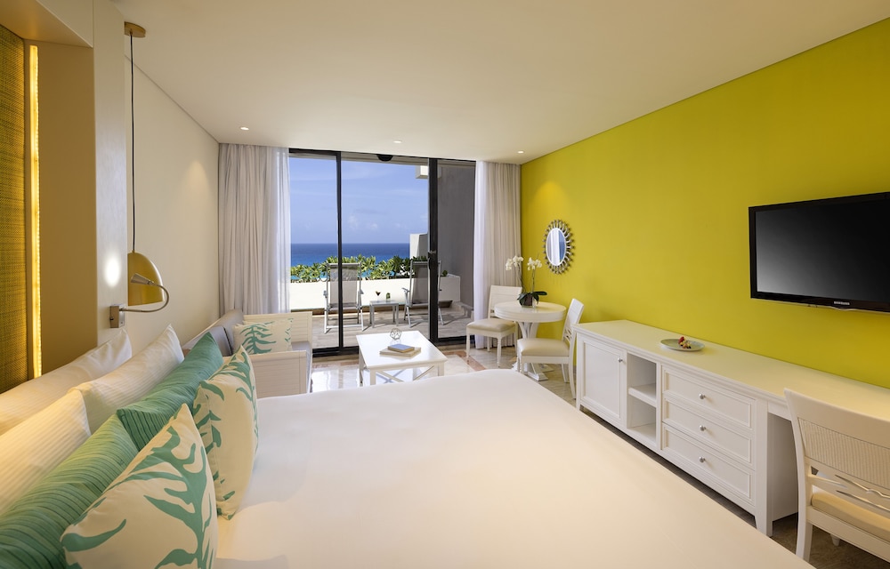 Grand Junior Suite Ocean View