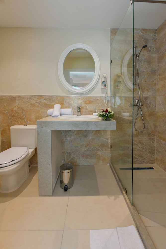 Standard Triple Room, Sea View photo 2