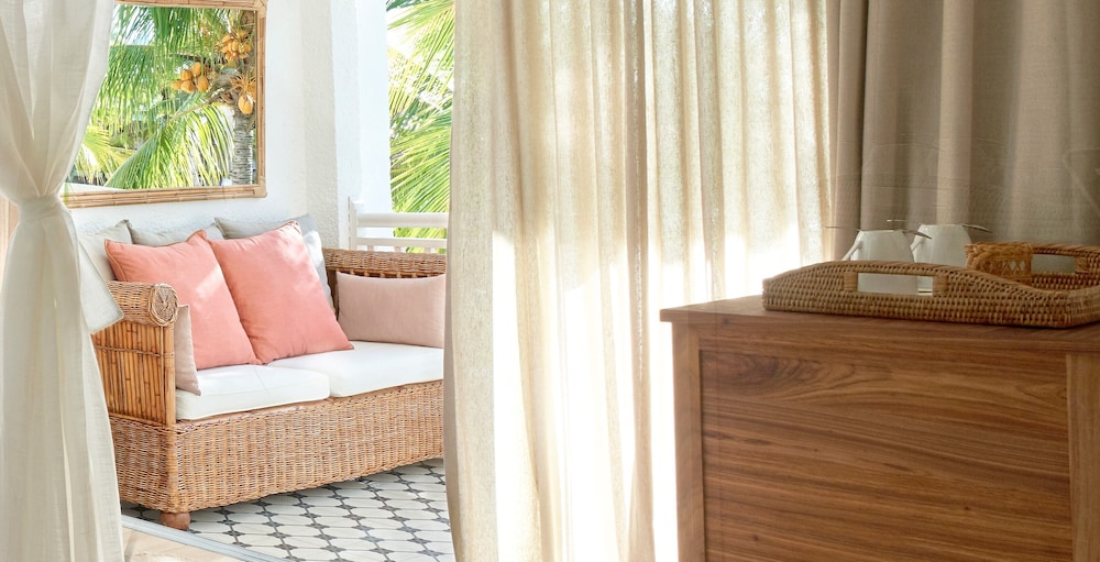 Deluxe Room (Premium) - Photo 2