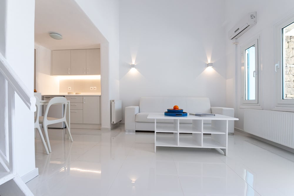 Apartment photo 1