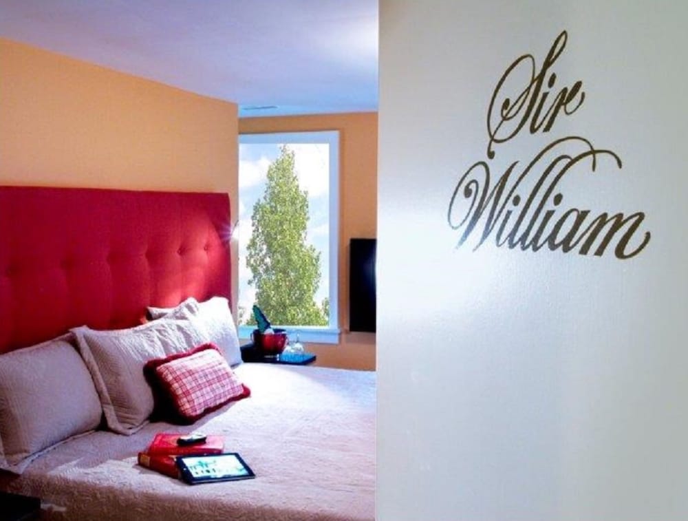 Sir William photo 1