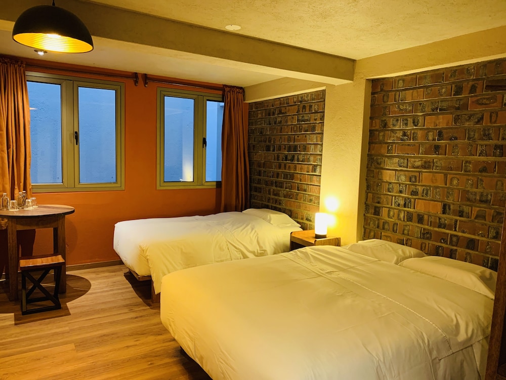 Basic Triple Room photo 1