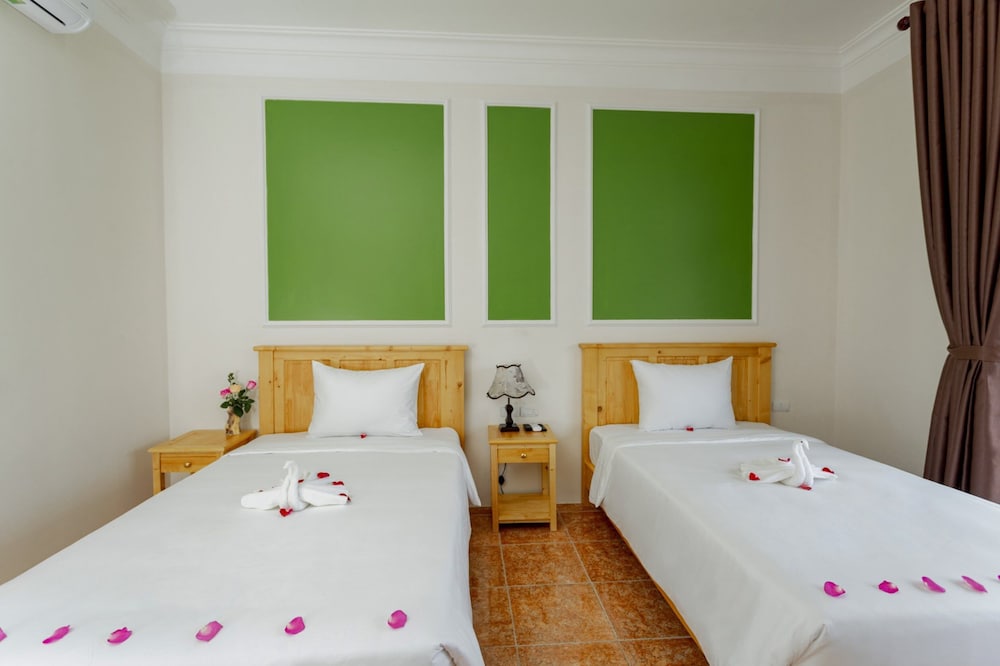 Deluxe Twin Room - Photo 6
