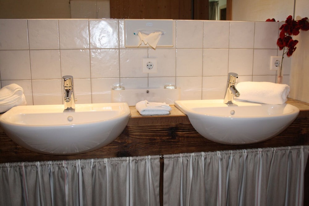 Standard Suite, 2 Bedrooms photo 2
